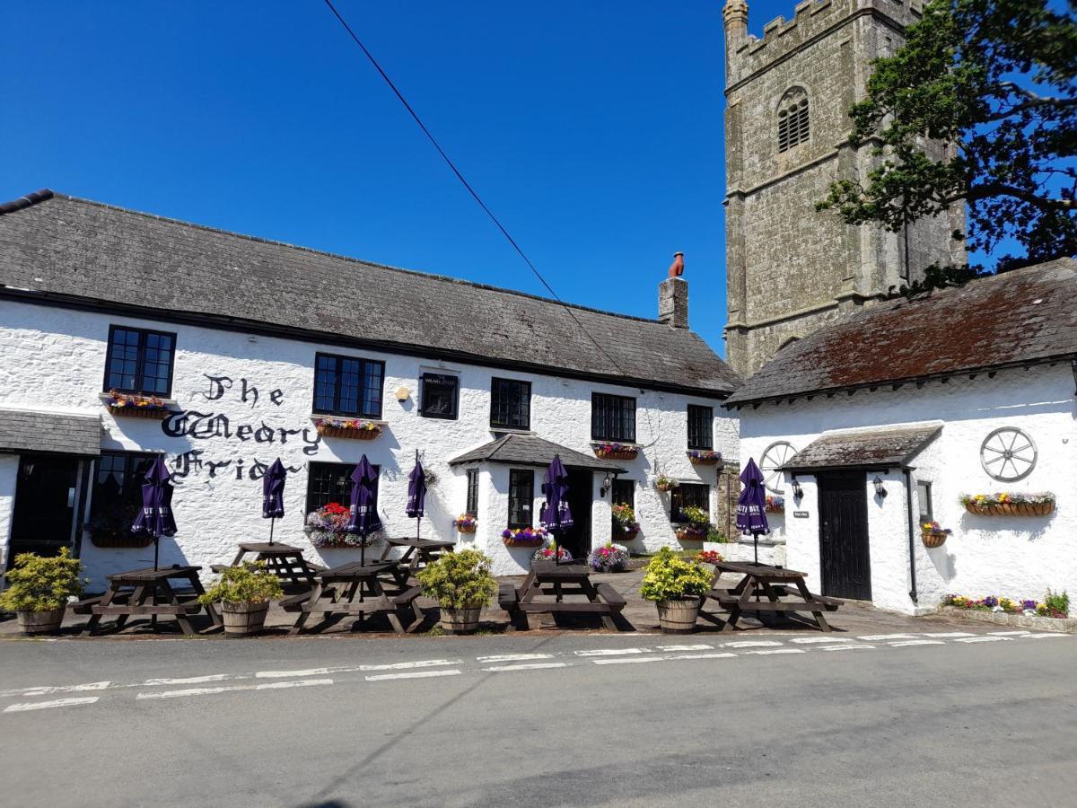 The Weary Friar Inn Pillaton Bagian luar foto