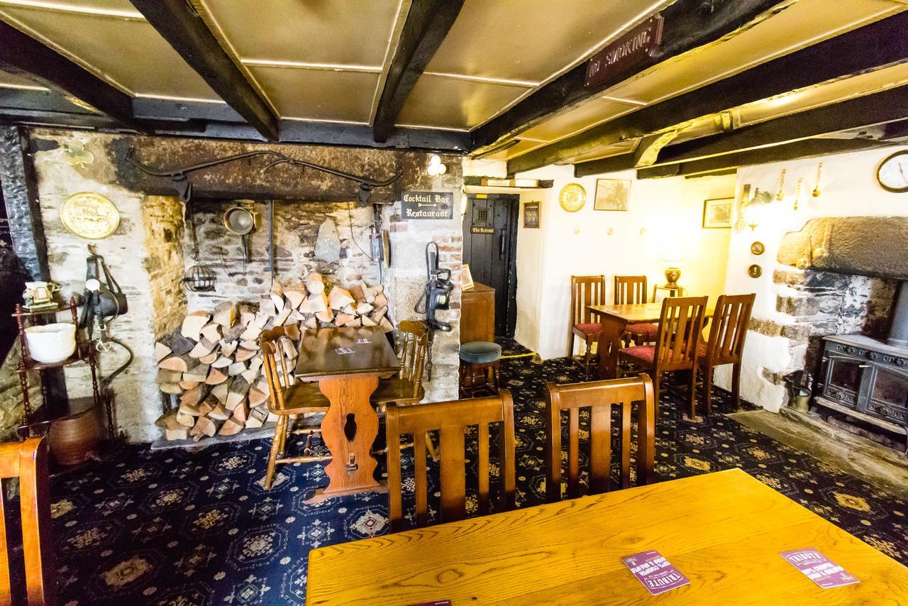 The Weary Friar Inn Pillaton Bagian luar foto